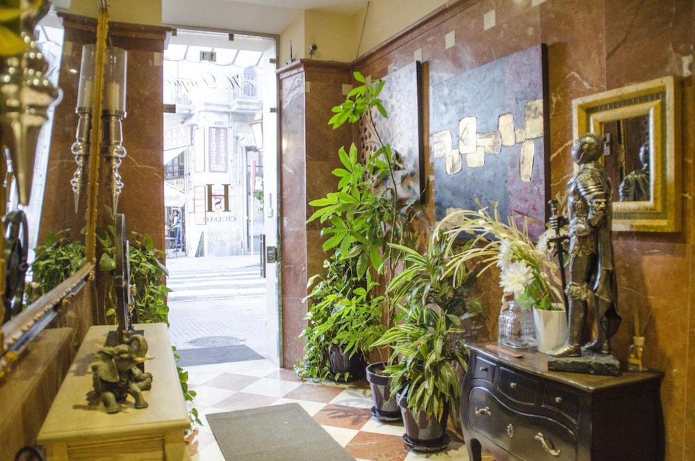 Hotel Duquesa — Hotel building in Seville, Andalusia