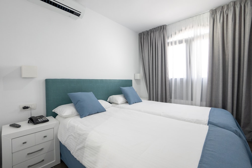 Bitácora Lanzarote Club — Hotel rooms in Puerto del Carmen, Canary Islands