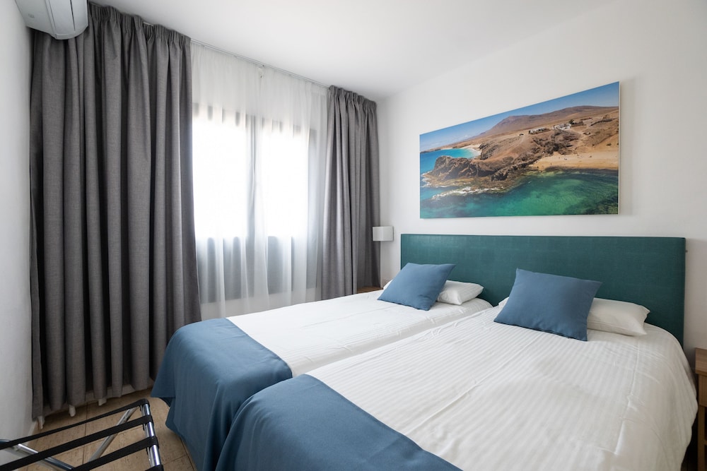 Bitácora Lanzarote Club — Hotel rooms in Puerto del Carmen, Canary Islands