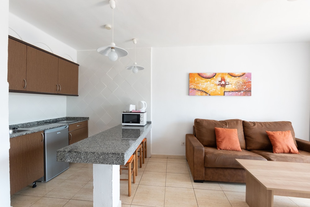 Bitácora Lanzarote Club — Hotel rooms in Puerto del Carmen, Canary Islands