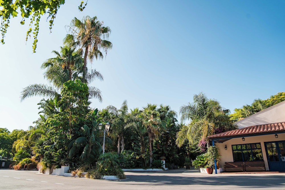 La Siesta Salou Resort & Camping — Hotel building in Salou, Catalonia