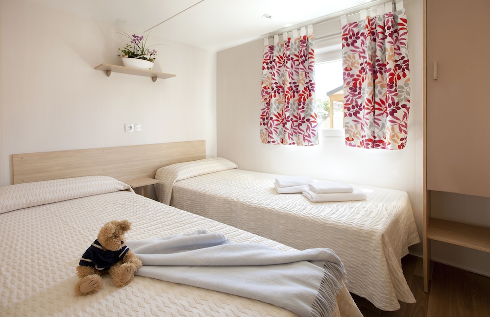 La Siesta Salou Resort & Camping — Hotel rooms in Salou, Catalonia