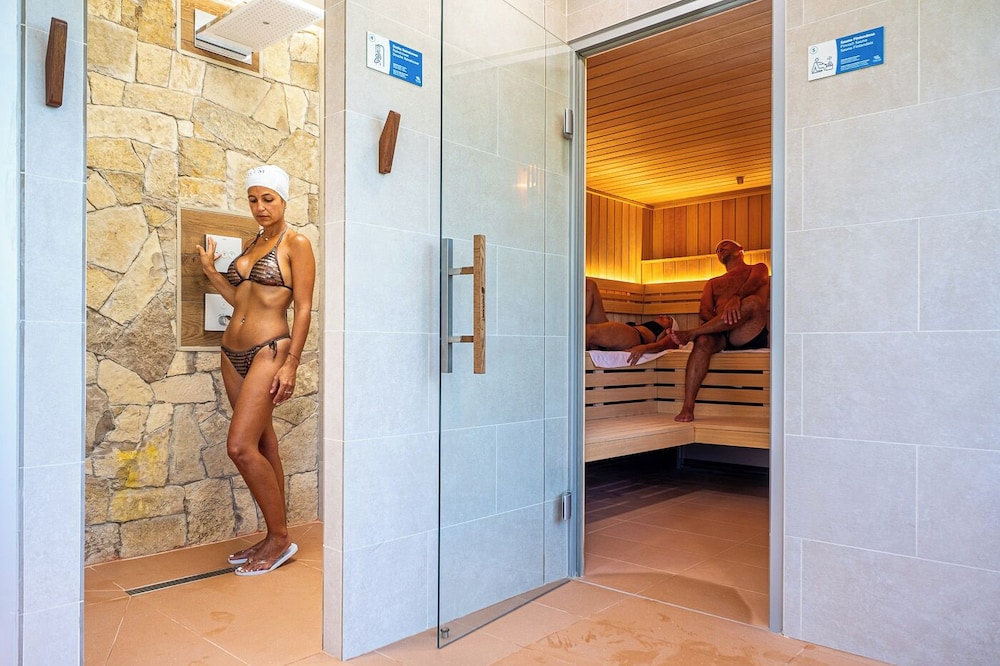 La Siesta Salou Resort & Camping — Spa in Salou, Catalonia