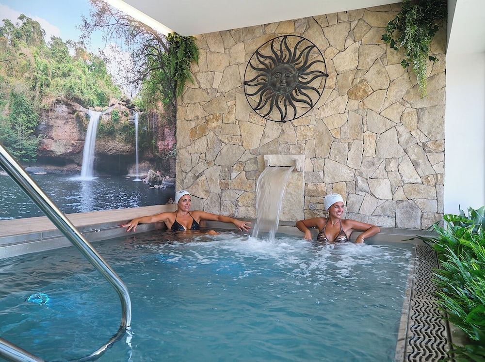 La Siesta Salou Resort & Camping — Spa in Salou, Catalonia