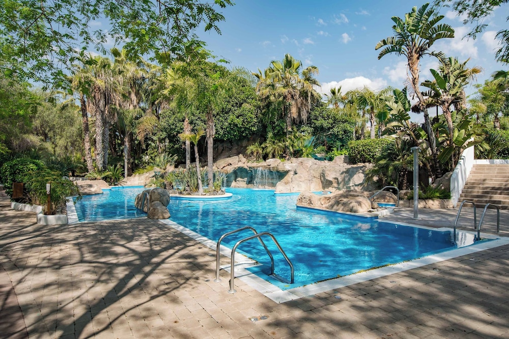 La Siesta Salou Resort & Camping — Swimming pool in Salou, Catalonia