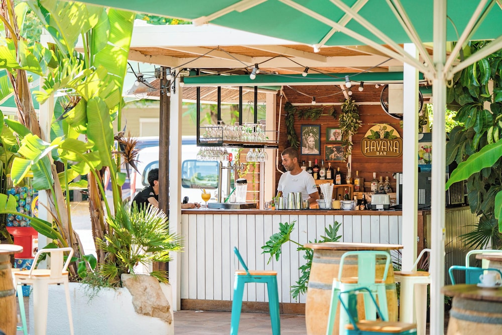 La Siesta Salou Resort & Camping — Restaurant & bars in Salou, Catalonia