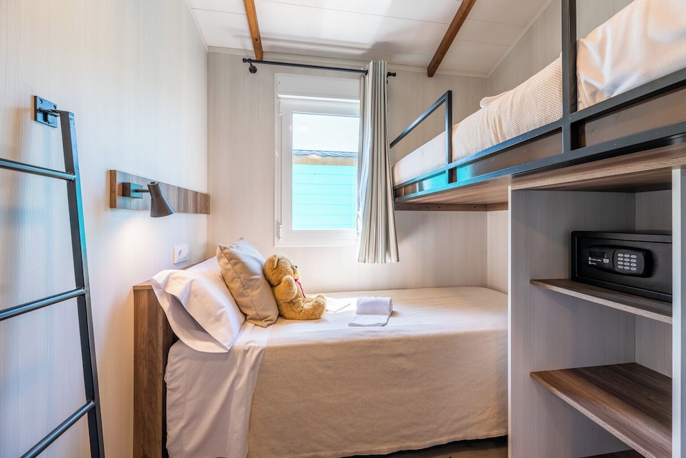 La Siesta Salou Resort & Camping — Hotel rooms in Salou, Catalonia