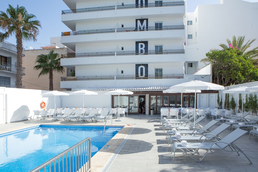 Hotel O7 Colombo — Main photo in S'Illot, Balearic Islands