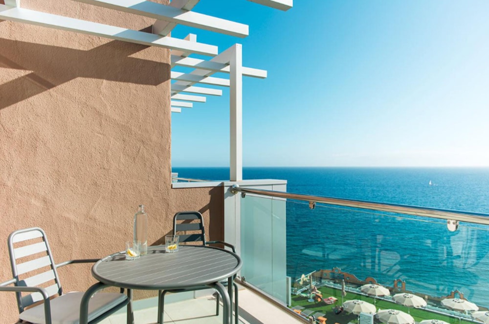 Hotel Riviera Vista — Hotel rooms in Puerto Rico, Canary Islands