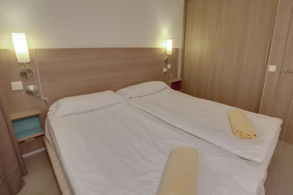 Hotel Riviera Vista — Hotel rooms in Puerto Rico, Canary Islands