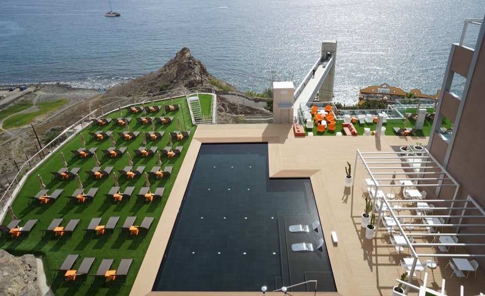 Hotel Riviera Vista — Swimming pool in Puerto Rico, Canary Islands