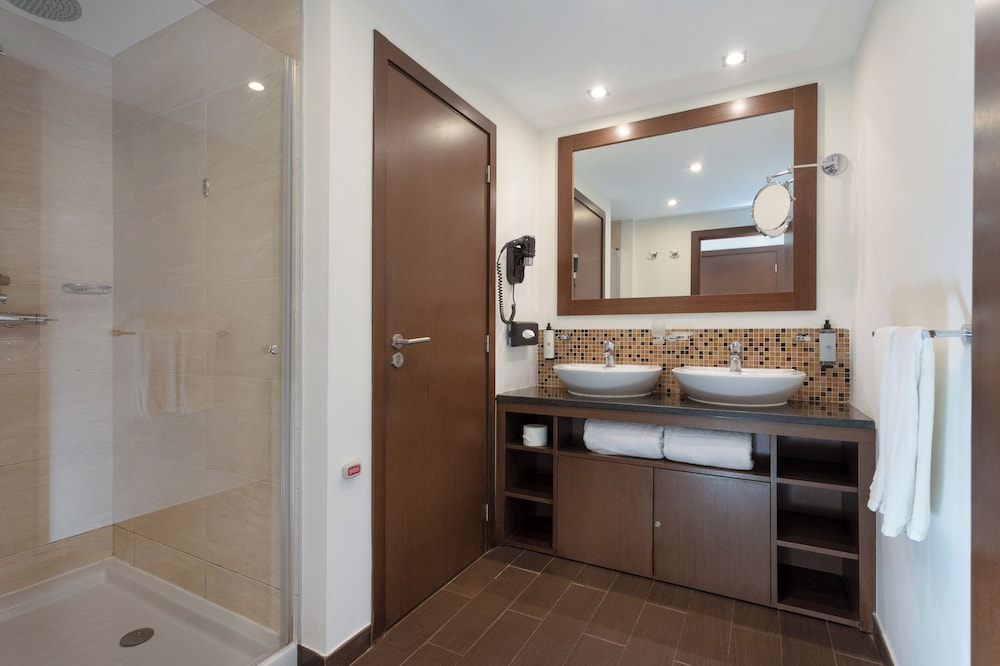 Melia Laguna Beach Resort - Adults Only — Hotel rooms in Santa Maria