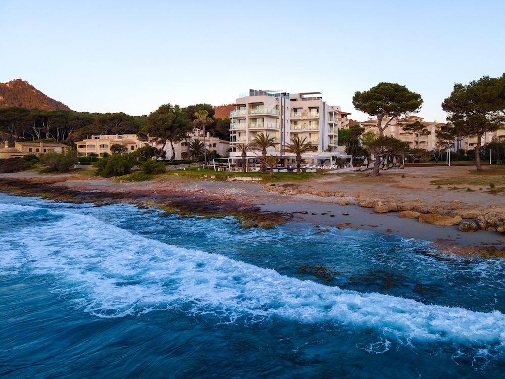 Melbeach Hotel & Spa - Adults Only — Main photo in Canyamel, Balearic Islands