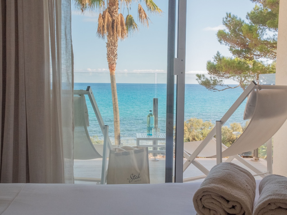 Melbeach Hotel & Spa - Adults Only — Hotel rooms in Canyamel, Balearic Islands