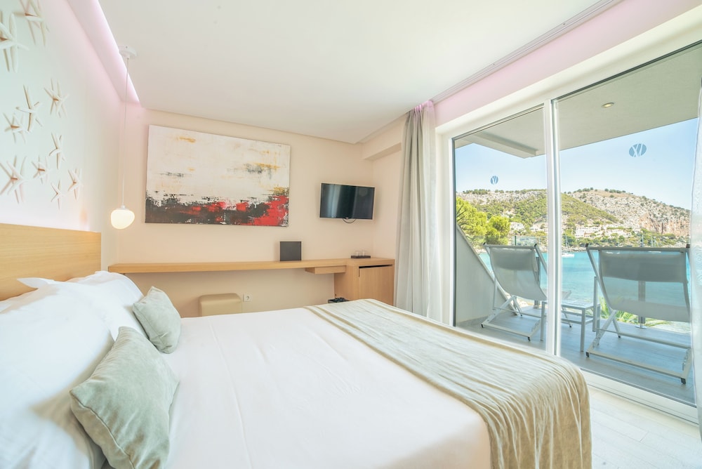 Melbeach Hotel & Spa - Adults Only — Hotel rooms in Canyamel, Balearic Islands