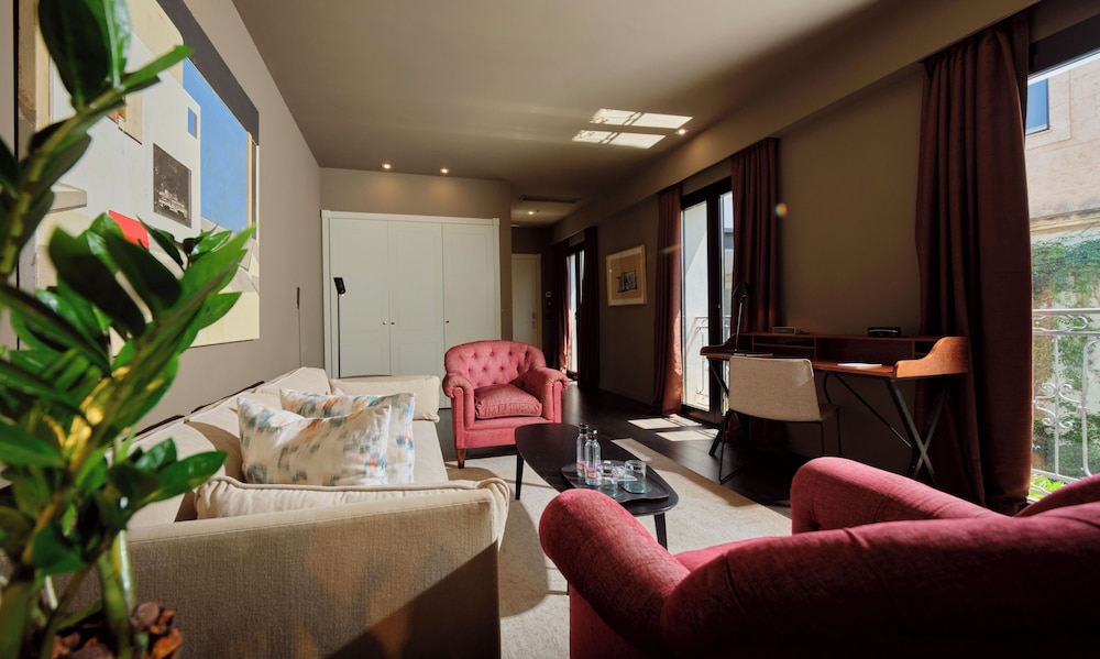 Can Alomar Hotel — Hotel rooms in Palma de Mallorca, Balearic Islands