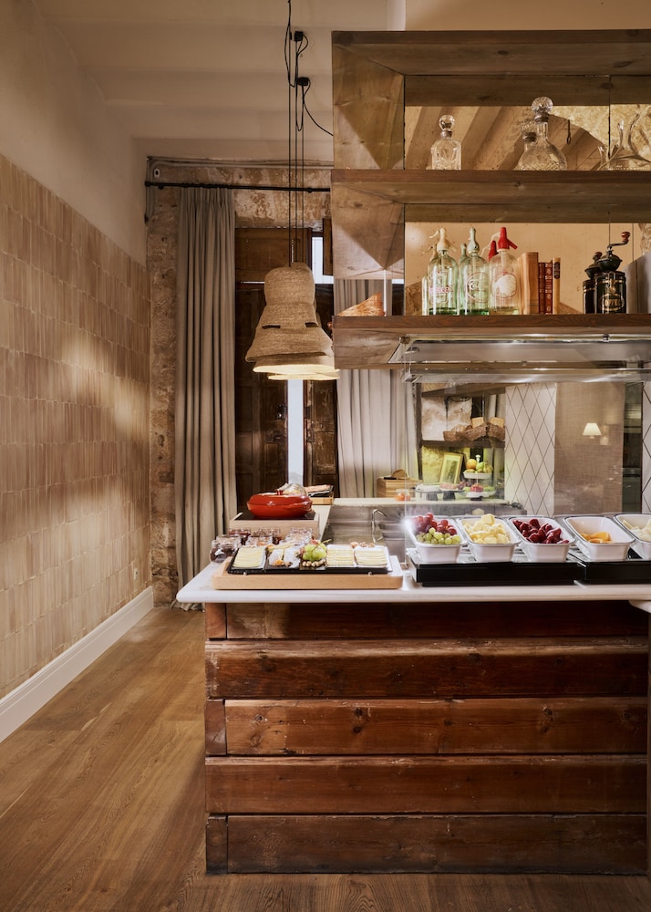 Boutique Hotel Posada Terra Santa — Restaurant & bars in Palma de Mallorca, Balearic Islands