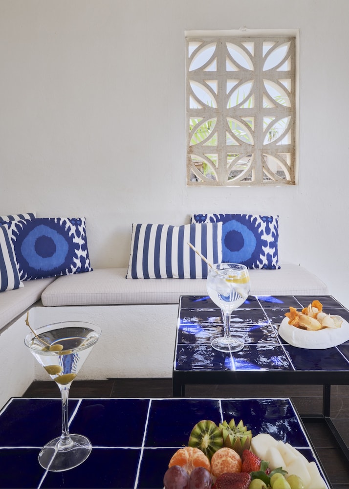 Boutique Hotel Posada Terra Santa — Restaurant & bars in Palma de Mallorca, Balearic Islands