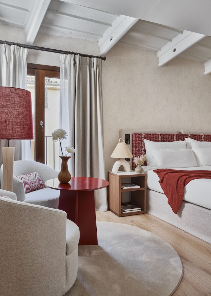 Boutique Hotel Posada Terra Santa — Hotel rooms in Palma de Mallorca, Balearic Islands