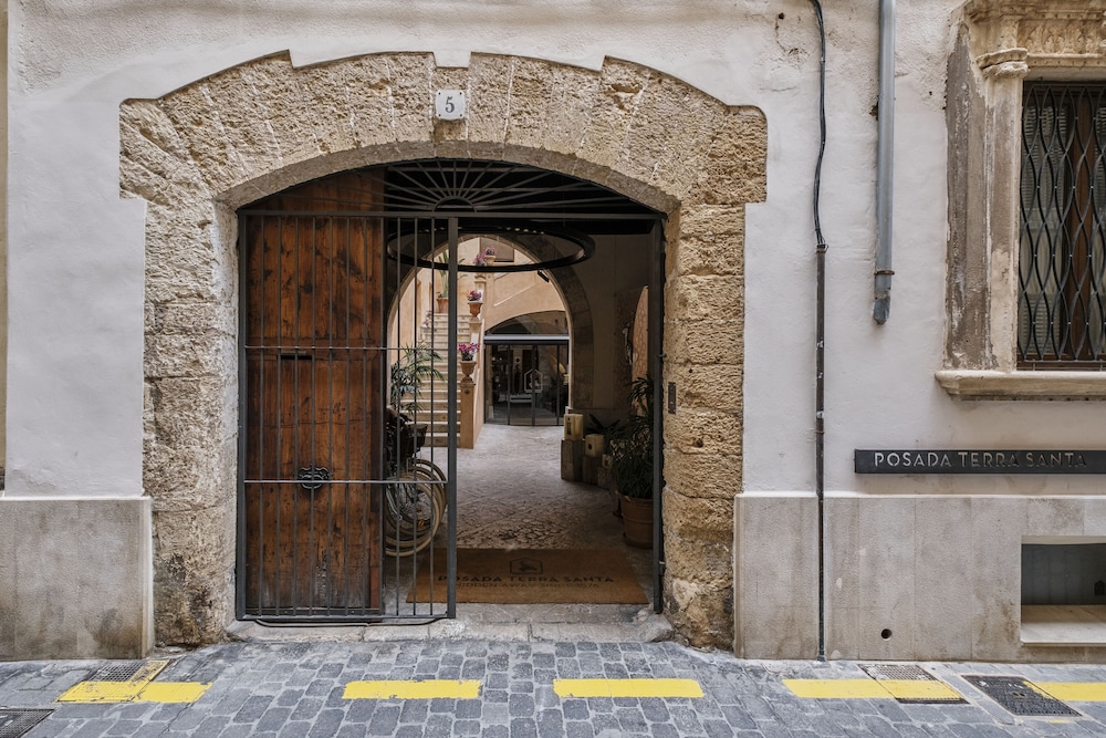 Boutique Hotel Posada Terra Santa — Hotel building in Palma de Mallorca, Balearic Islands