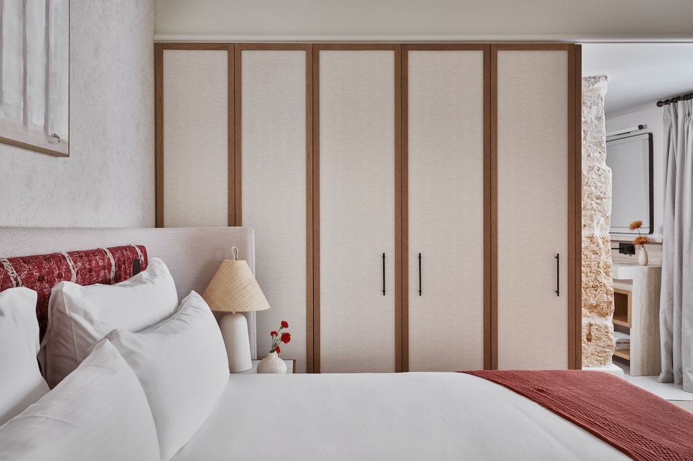 Boutique Hotel Posada Terra Santa — Hotel rooms in Palma de Mallorca, Balearic Islands