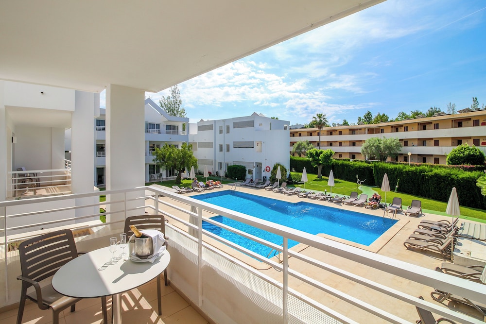 Apartamentos Duvabitat — Swimming pool in Puerto Pollensa, Balearic Islands