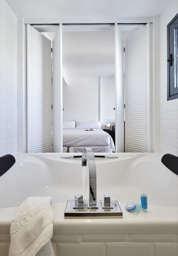 Hotel Delamar - Adults Only — Hotel rooms in Lloret de Mar, Catalonia