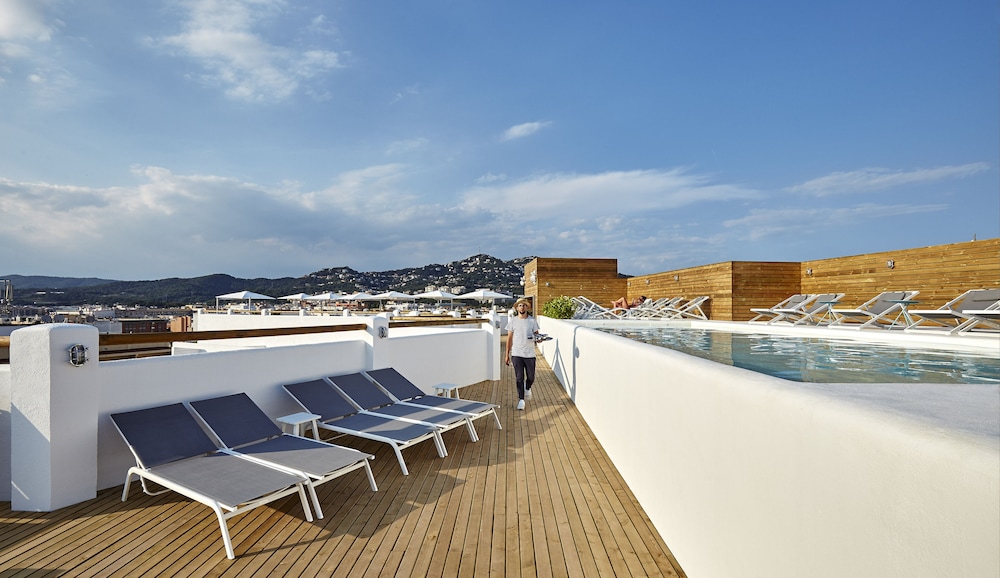 Hotel Delamar - Adults Only — Swimming pool in Lloret de Mar, Catalonia