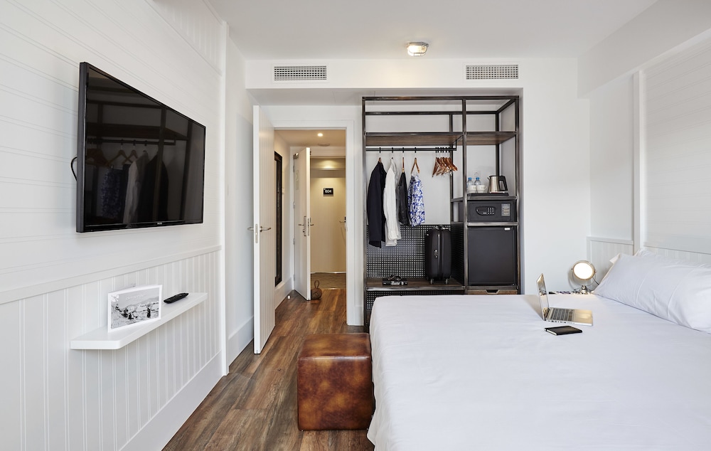 Hotel Delamar - Adults Only — Hotel rooms in Lloret de Mar, Catalonia