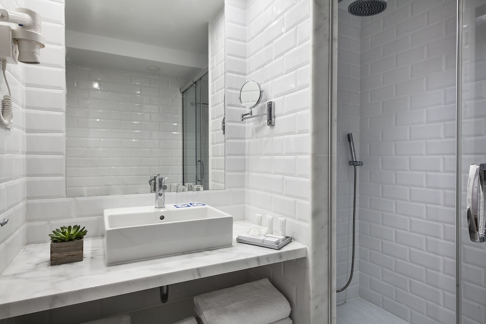 Hotel Delamar - Adults Only — Hotel rooms in Lloret de Mar, Catalonia