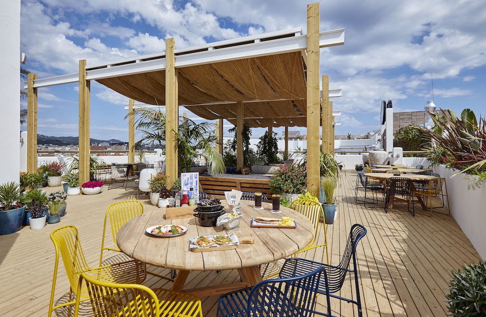 Hotel Delamar - Adults Only — Restaurant & bars in Lloret de Mar, Catalonia