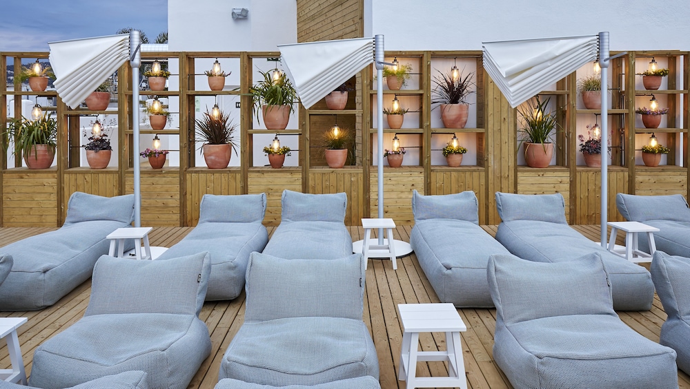 Hotel Delamar - Adults Only — Restaurant & bars in Lloret de Mar, Catalonia
