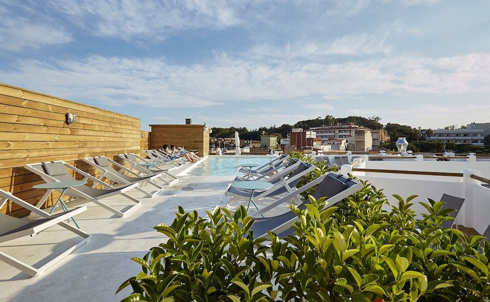 Hotel Delamar - Adults Only — Swimming pool in Lloret de Mar, Catalonia