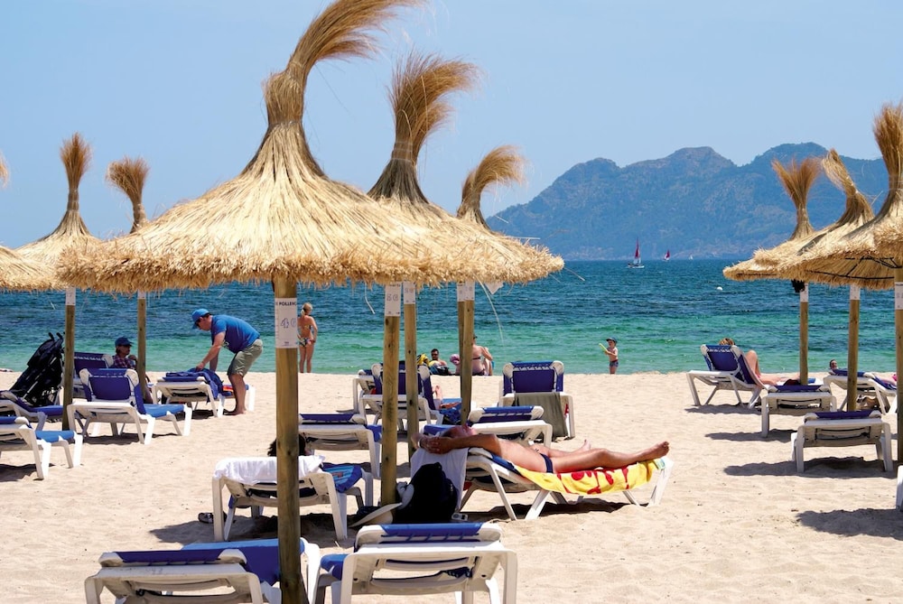Hoposa Cultural Boutique — Beach in Puerto Pollensa, Balearic Islands