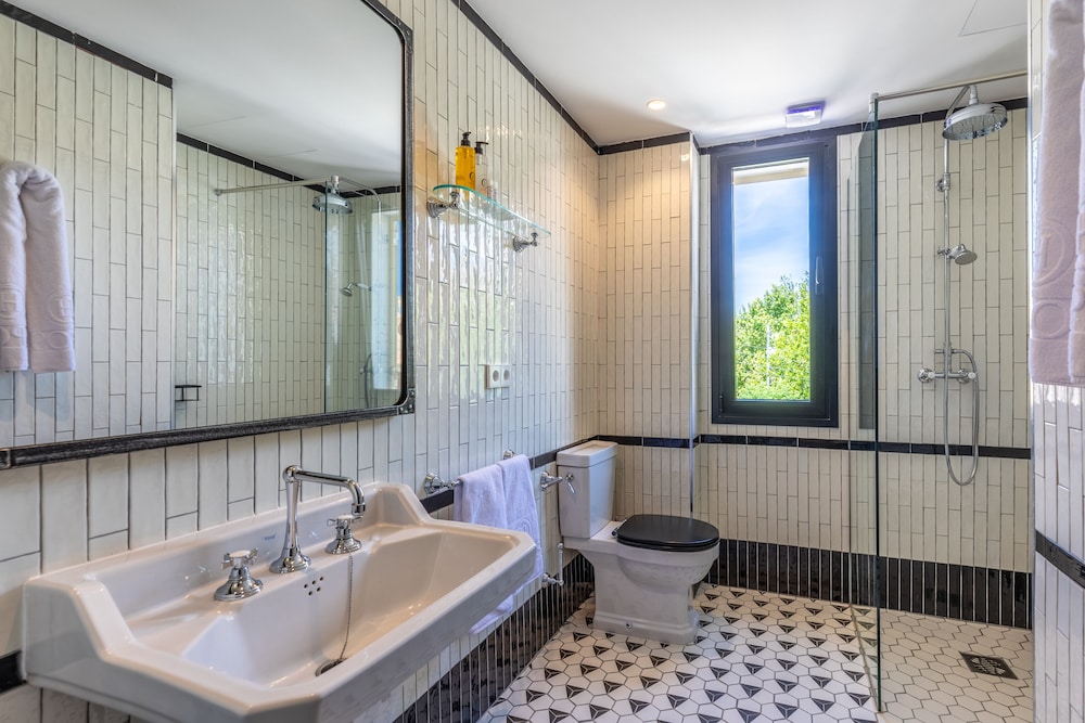 Hoposa Cultural Boutique — Hotel rooms in Puerto Pollensa, Balearic Islands