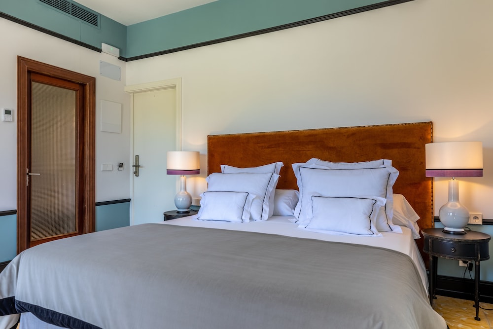 Hoposa Cultural Boutique — Hotel rooms in Puerto Pollensa, Balearic Islands
