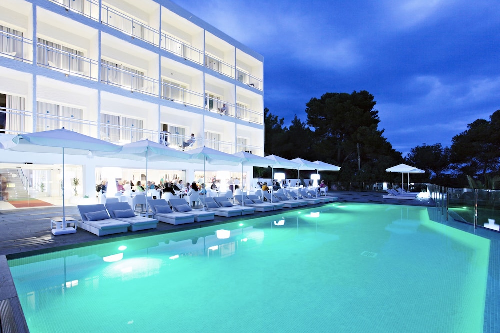 Grupotel Ibiza Beach Resort - Adults Only — Main photo in Portinatx, Balearic Islands
