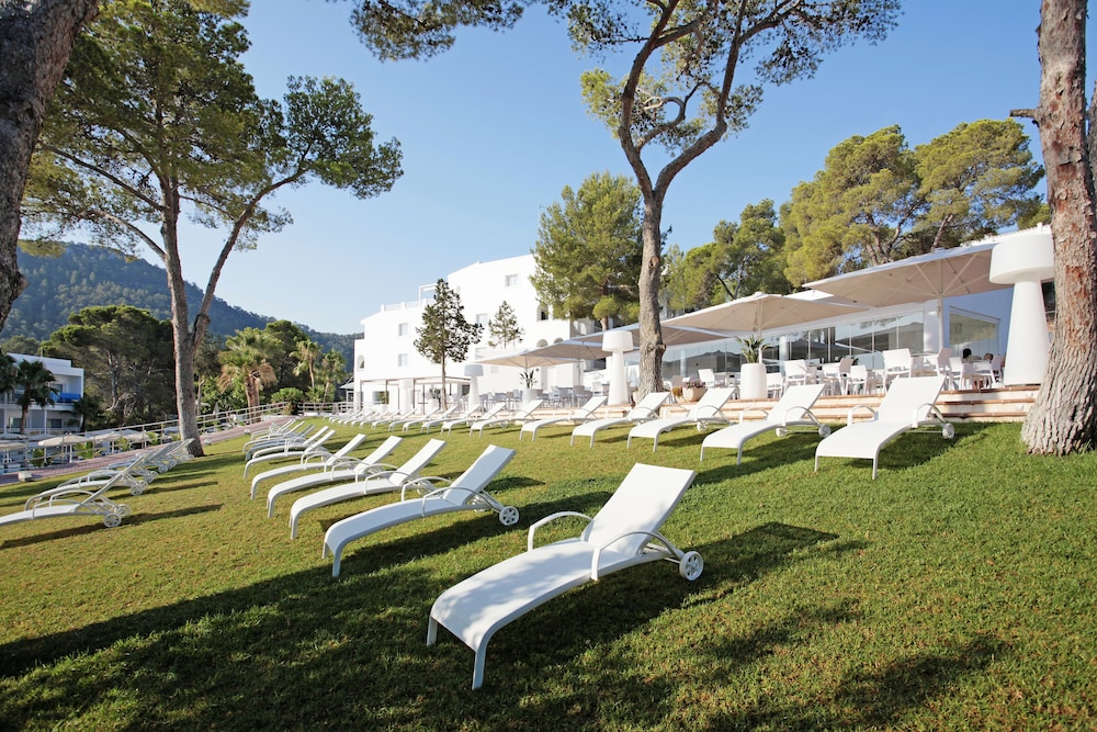 Grupotel Ibiza Beach Resort - Adults Only — Hotel building in Portinatx, Balearic Islands