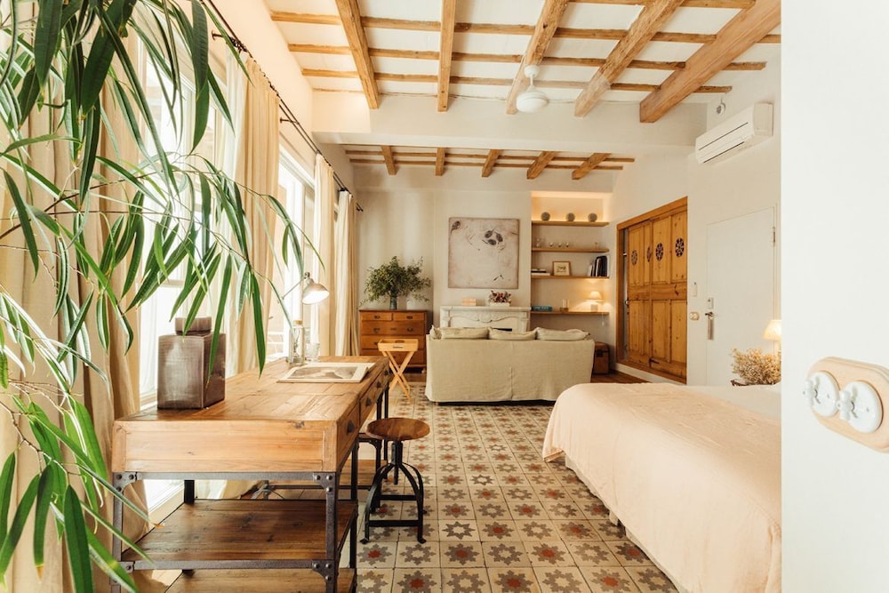 Jardí de ses Bruixes Boutique Hotel — Hotel rooms in Mahon, Balearic Islands