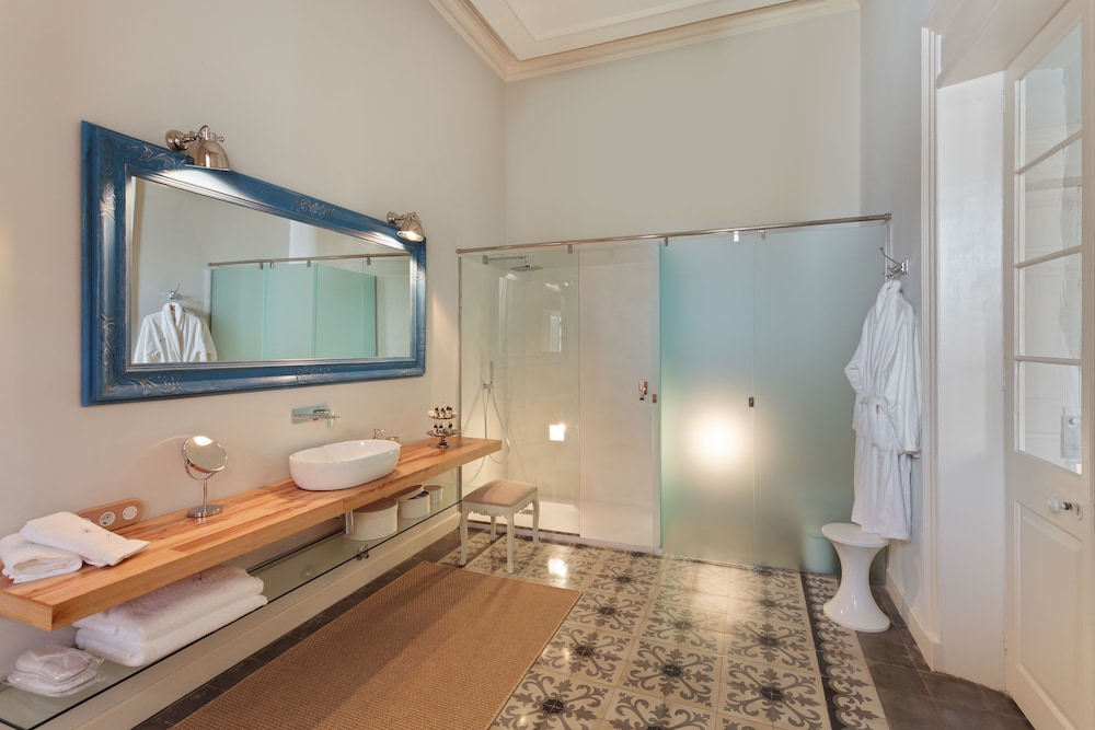 Jardí de ses Bruixes Boutique Hotel — Hotel rooms in Mahon, Balearic Islands
