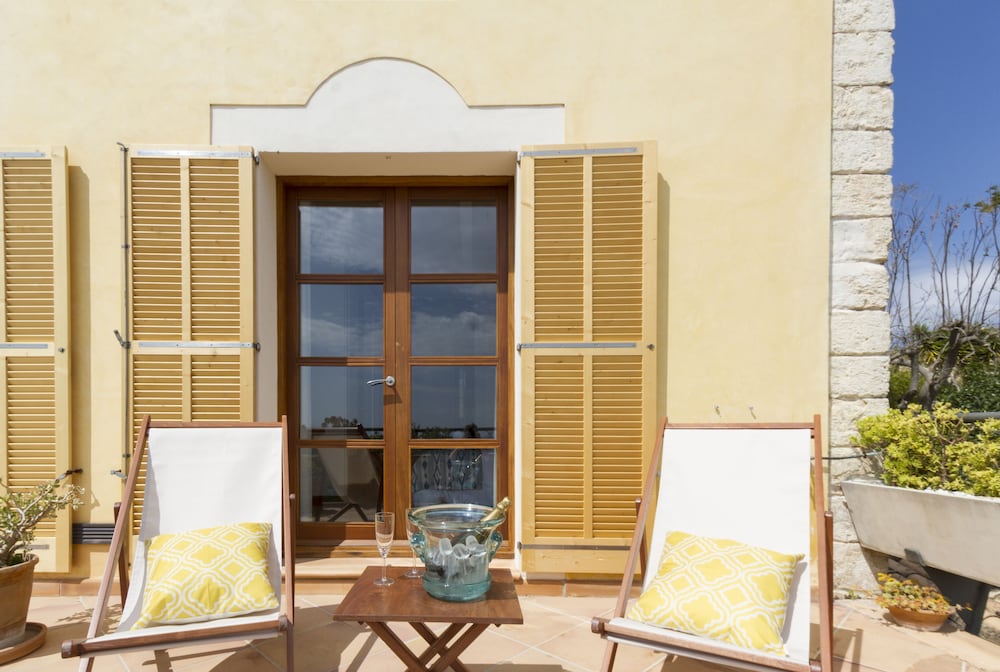 Can Cota Suites & Spa - Turismo de interior — Hotel building in Selva, Balearic Islands