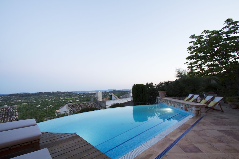 Can Cota Suites & Spa - Turismo de interior — Main photo in Selva, Balearic Islands