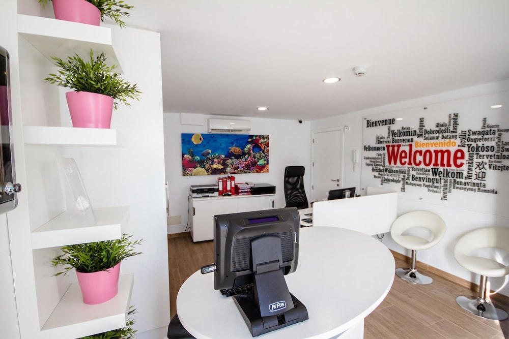 IG Nachosol Premium Apartments by Servatur - Adults Only — Hotel building in Puerto Rico, Canary Islands