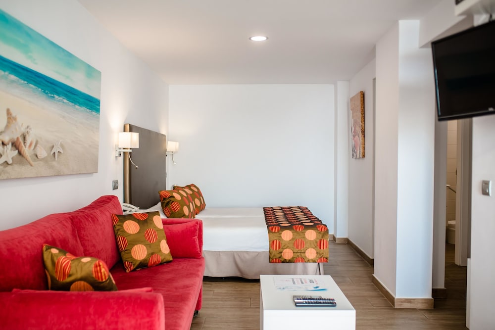IG Nachosol Premium Apartments by Servatur - Adults Only — Hotel rooms in Puerto Rico, Canary Islands