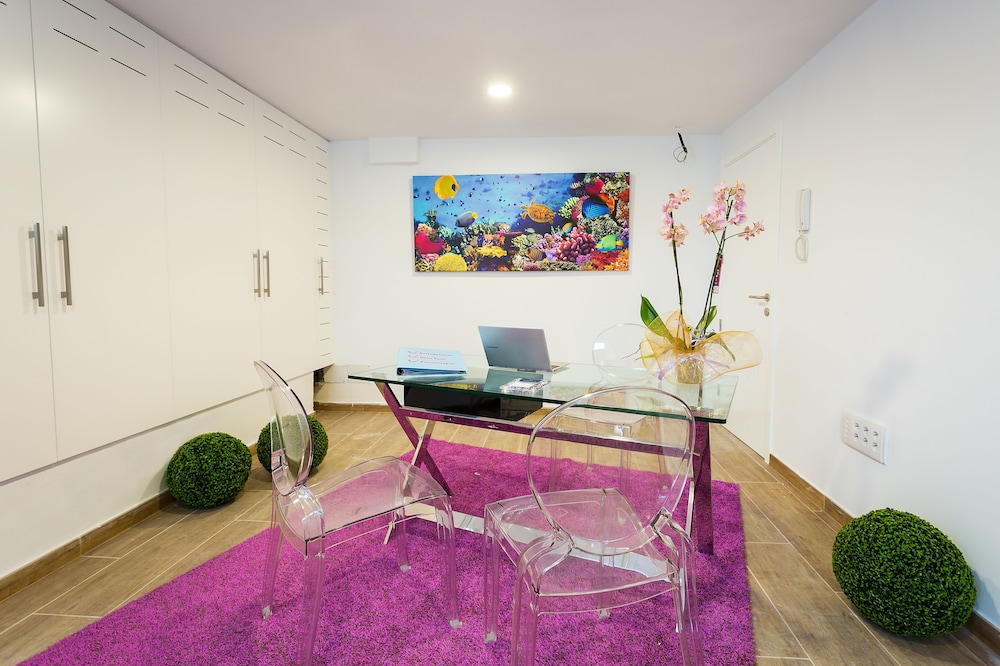 IG Nachosol Premium Apartments by Servatur - Adults Only — Hotel rooms in Puerto Rico, Canary Islands