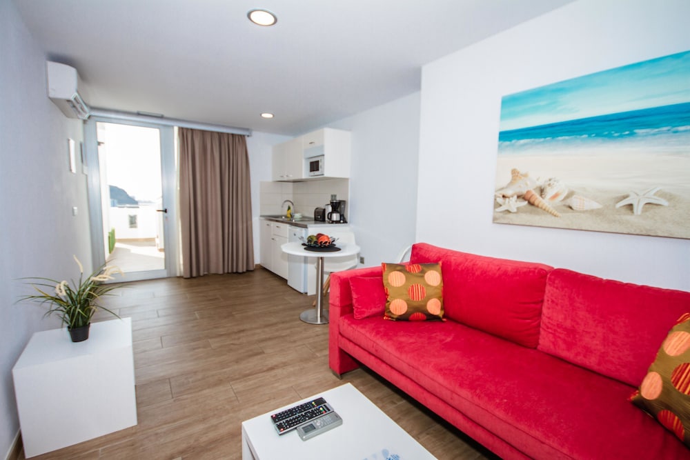 IG Nachosol Premium Apartments by Servatur - Adults Only — Hotel rooms in Puerto Rico, Canary Islands