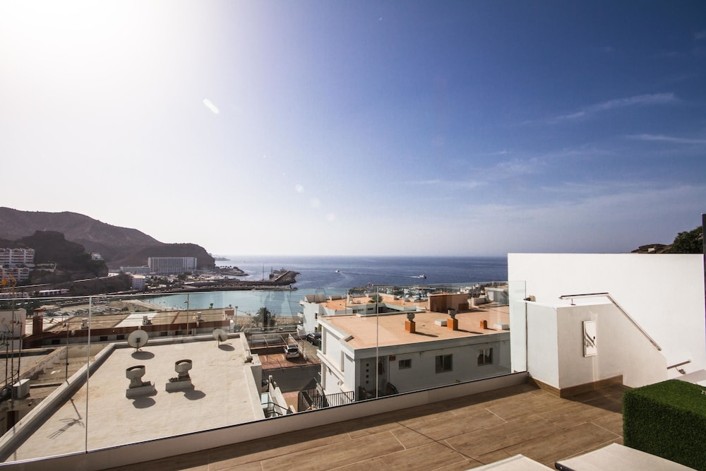 IG Nachosol Premium Apartments by Servatur - Adults Only — Hotel rooms in Puerto Rico, Canary Islands