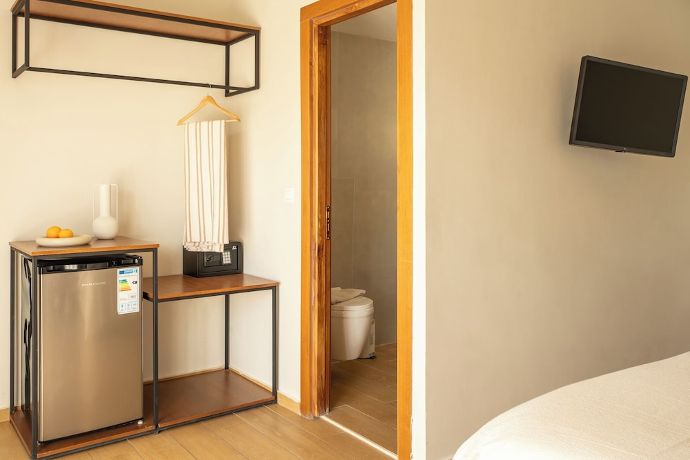Ekati Ayla — Hotel rooms in Lefkimmi (Corfu), Ionian Islands