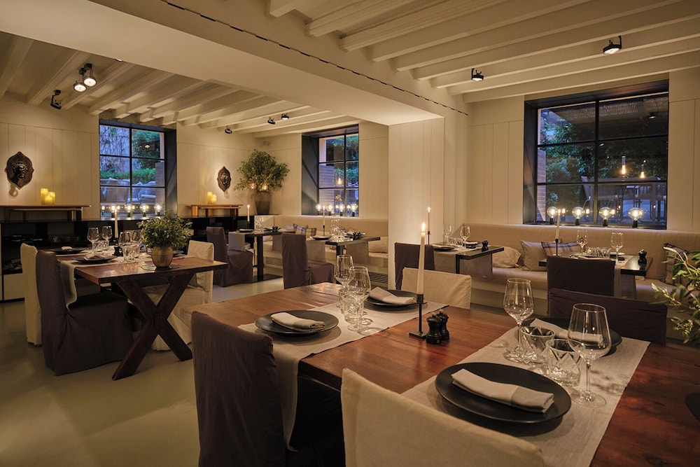 Sant Francesc Hotel Singular — Restaurant & bars in Palma de Mallorca, Balearic Islands