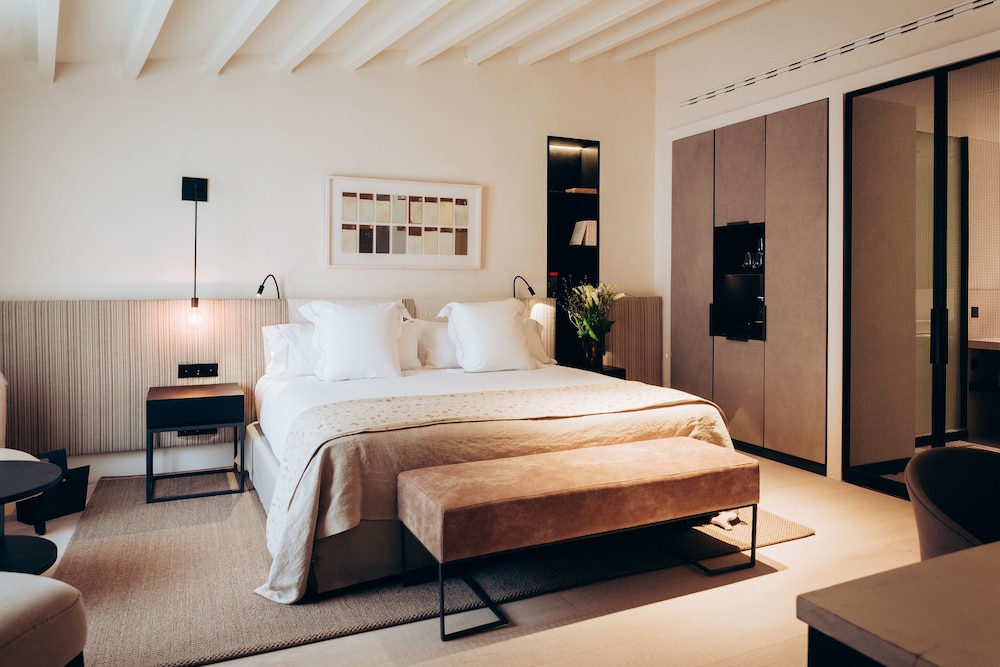 Sant Francesc Hotel Singular — Hotel rooms in Palma de Mallorca, Balearic Islands